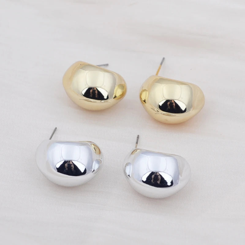 New Fashion Beans Shape Women'S Stud Earrings Smooth Metal Korean Fashion Small Earrings Lovely Cute Fashion Ear Jewelry