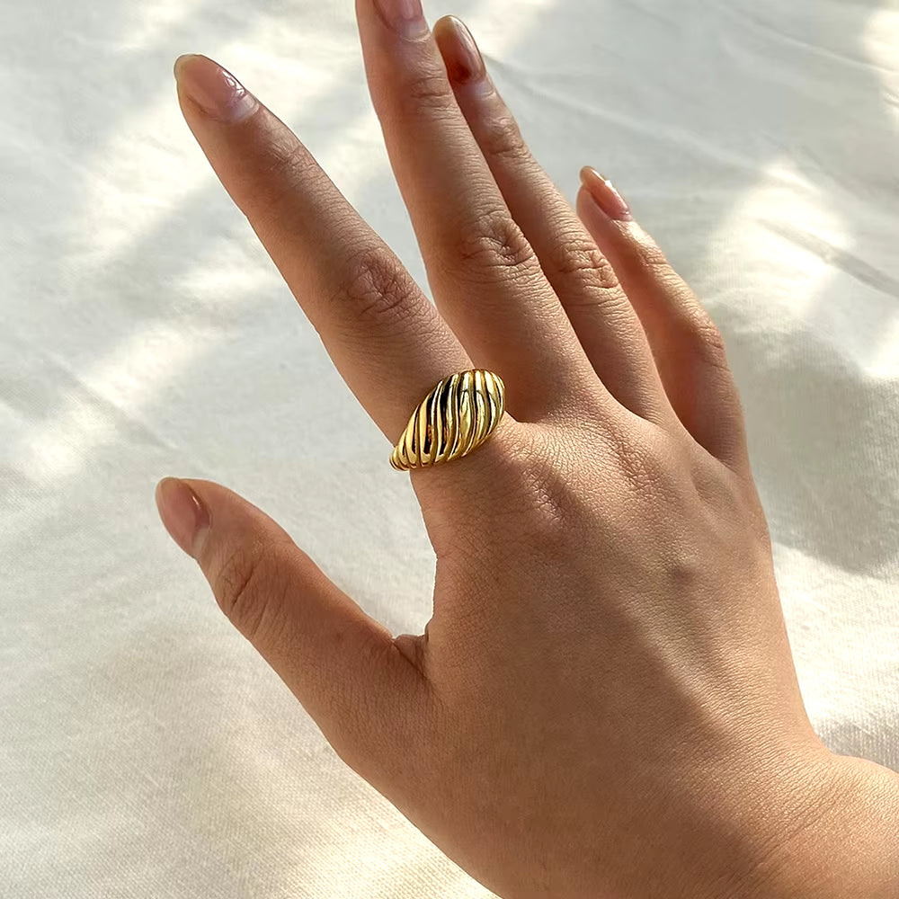 Twist Ring Bread Shape Silver Color Gold Color Rings for Women Accessories Finger Fashion Jewelry Gifts