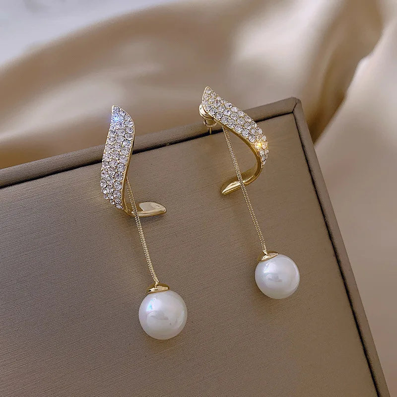 New Classic Elegant Imitation Pearl Dangle Earrings for Women Crystal Long Tassel Exquisite Drop Earring Wedding Jewelry