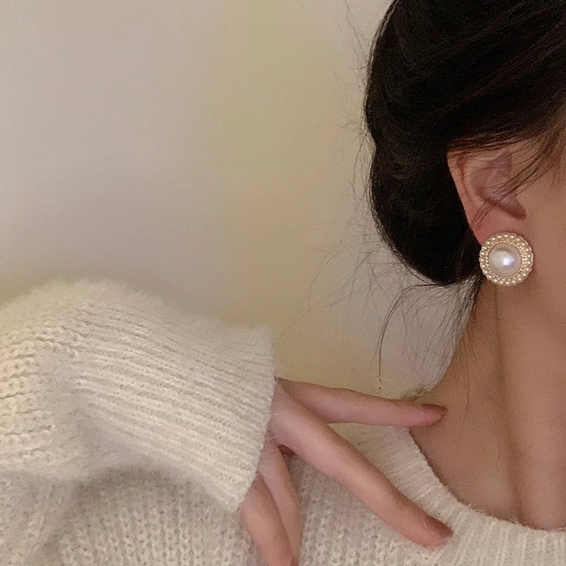 Fashion Gold Color Big Pearl Stud Earrings for Women Bohemian White Imitation Pearl Temperament Earrings Jewelry Accessories