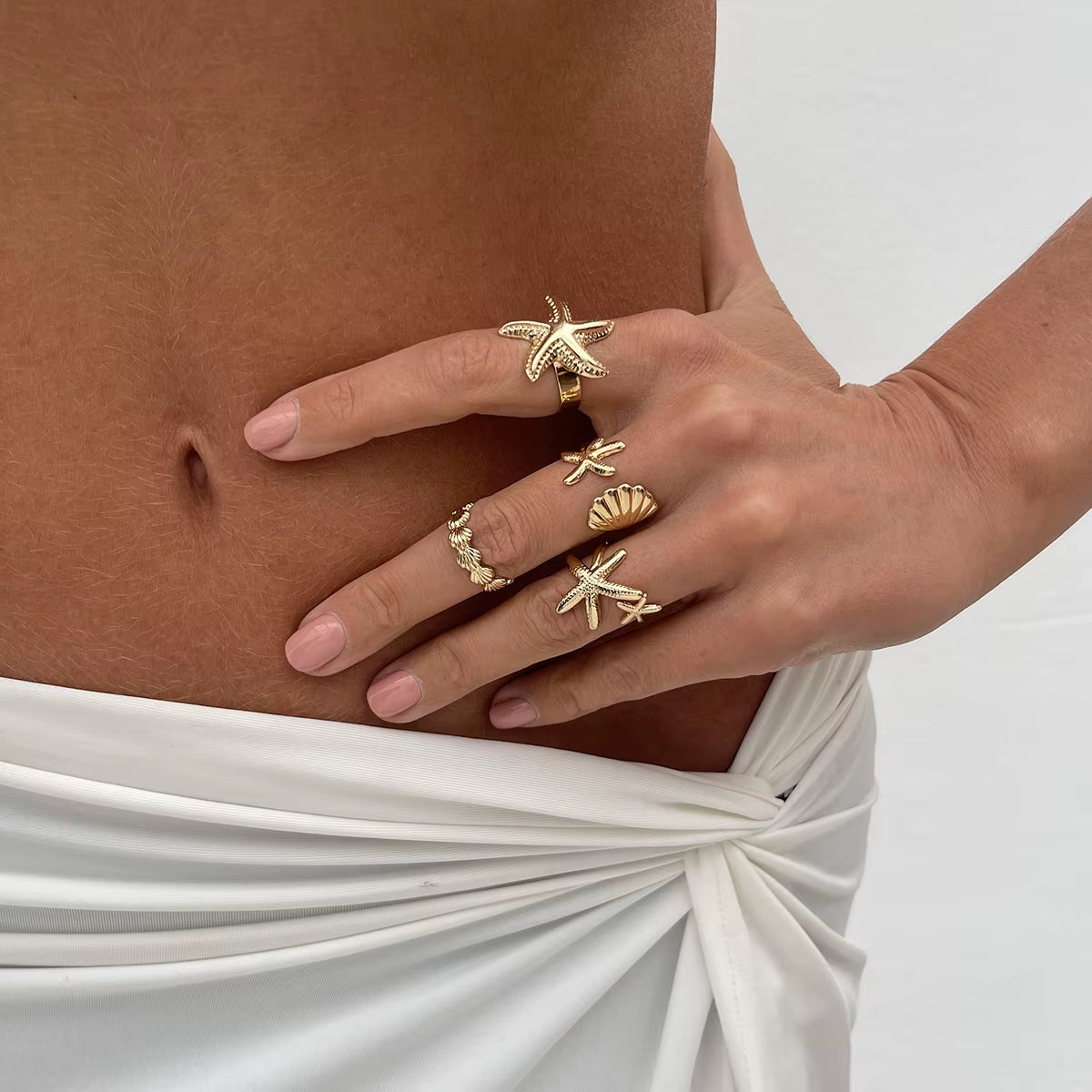 4Pcs/Set Boho Gold Color Metal Starfish Open Rings for Women Summer Vintage Adjustable Finger Rings Aesthetic Jewelry