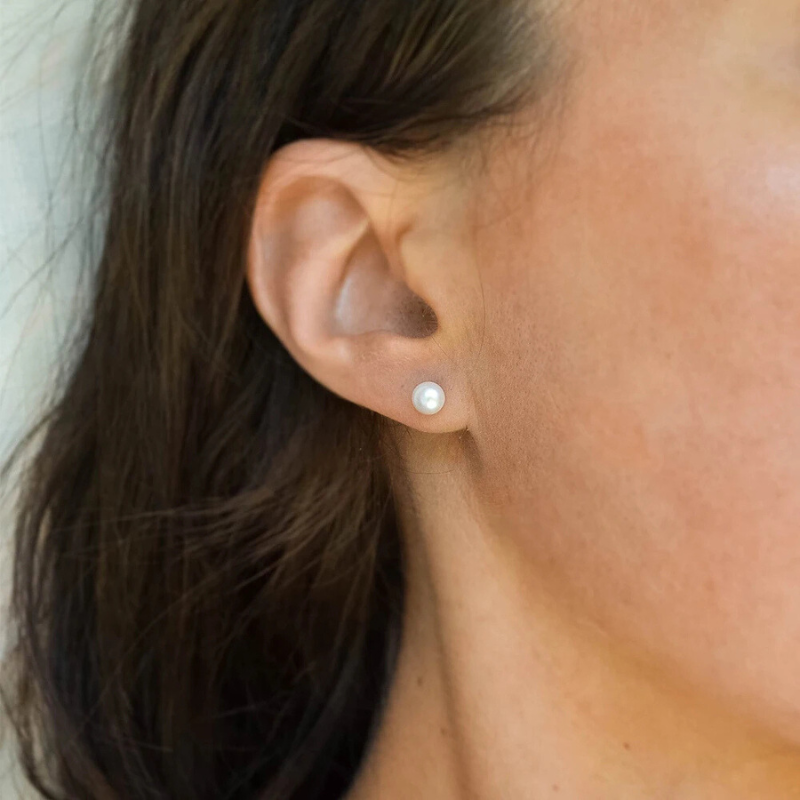 Boucles d'oreilles à clous en perles 