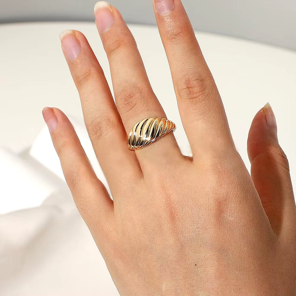 Twist Ring Bread Shape Silver Color Gold Color Rings for Women Accessories Finger Fashion Jewelry Gifts